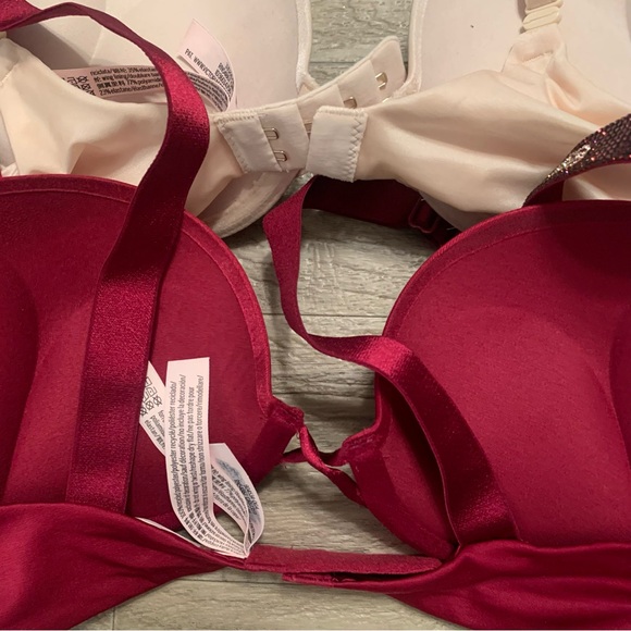 Victoria Secret 2 Satin Bombshell Plunge Bras Rhinestone Logo Strap - Picture 8 of 15